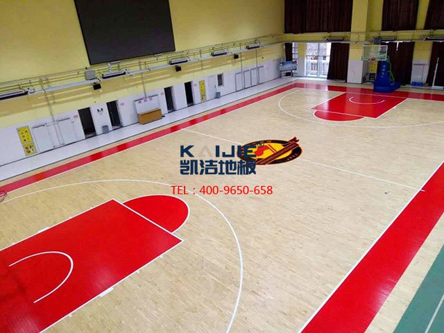 體育館專(zhuān)用運(yùn)動(dòng)木地板廠家價(jià)格——?jiǎng)P潔體育木地板