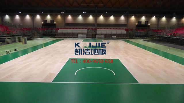 體育運(yùn)動(dòng)木地板廠家哪家更專業(yè)——?jiǎng)P潔地板