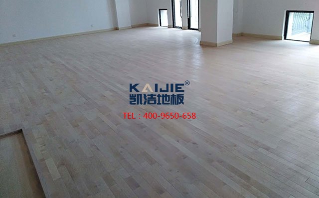 2019年影響體育館運動木地板價格的因素有哪些——凱潔地板