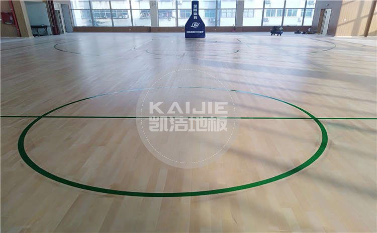 河南南陽市中學(xué)體育館木地板項目