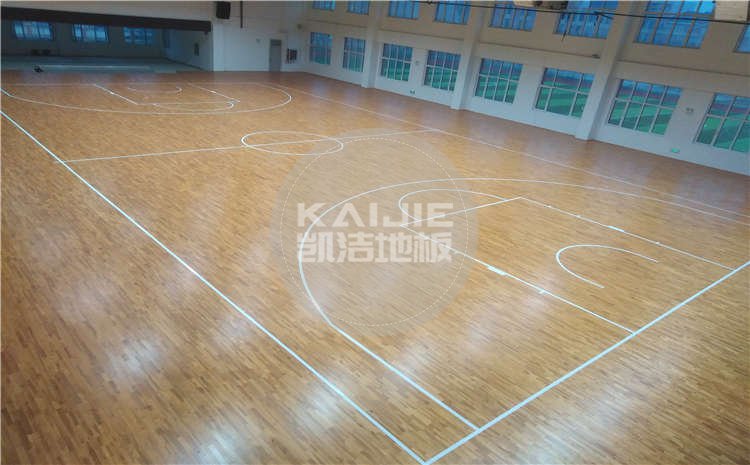 山東菏澤小學(xué)體育館運(yùn)動(dòng)木地板項(xiàng)目圖片