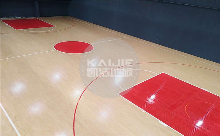 山東同昌物業(yè)公司籃球館木地板項(xiàng)目圖片