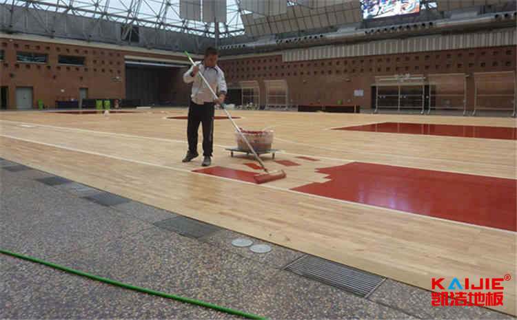 籃球場木地板購買時候需要注意什么