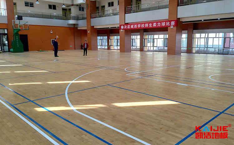 西藏舞臺木地板價(jià)格是多少